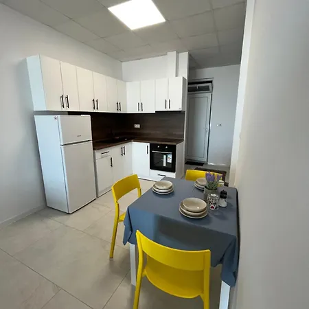 Aliara Dilara פומורי