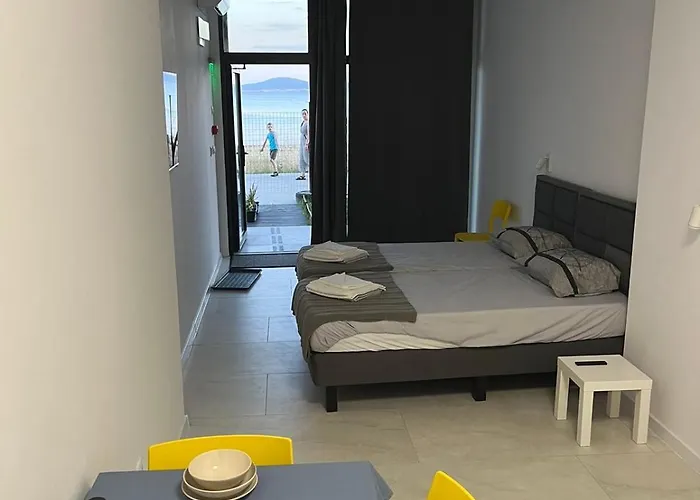 Aliara Dilara * Πομόριε