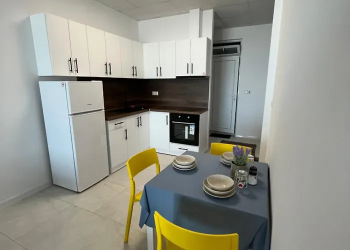 Aliara Dilara Pomorie